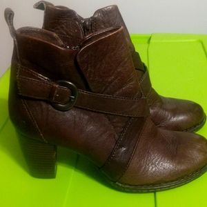 Born leather boots